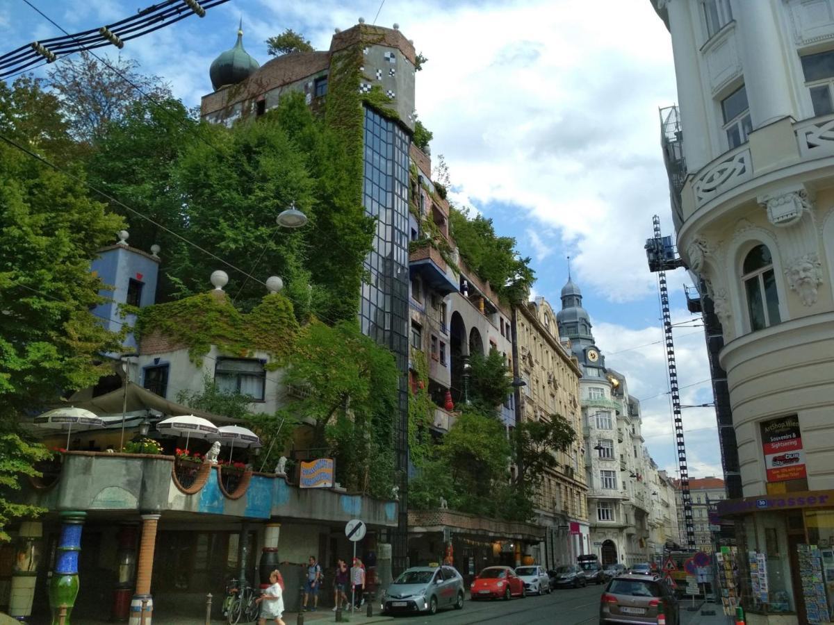 Center ! 3 Stops Away From The Center Of Vienna! Exterior foto